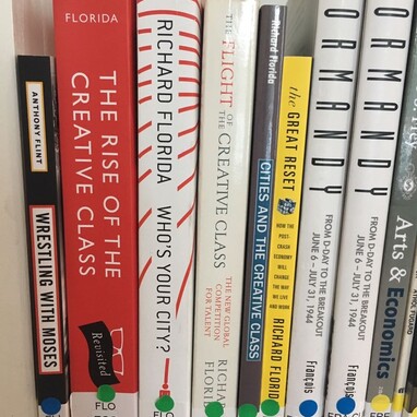 SACO Library gets generous Van Schaik, Bargain Books donations